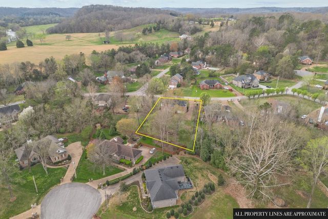 465 Harpeth Meadows Dr, Kingston Springs, TN 37082