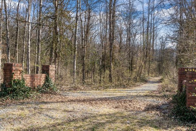 465 Harpeth Meadows Dr, Kingston Springs, TN 37082