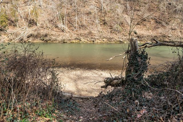 465 Harpeth Meadows Dr, Kingston Springs, TN 37082