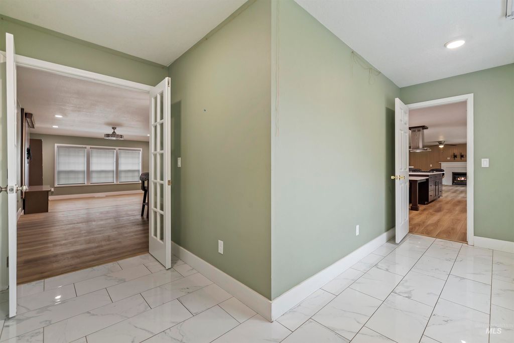 3160 E Springwood, Meridian, ID 83642 photo 33