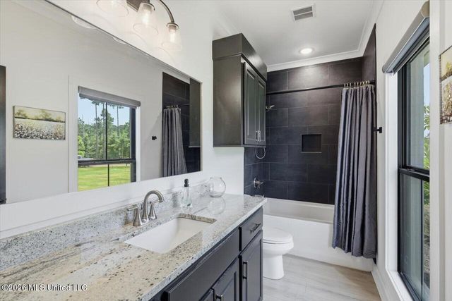 218 Lost Oak Lane, Brandon, MS 39047