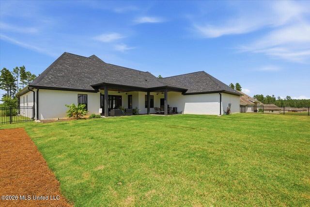 218 Lost Oak Lane, Brandon, MS 39047
