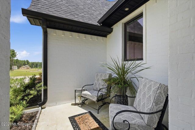 218 Lost Oak Lane, Brandon, MS 39047