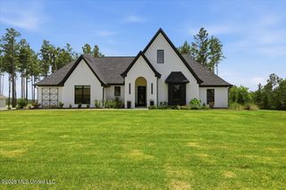 218 Lost Oak Lane, Brandon, MS 39047