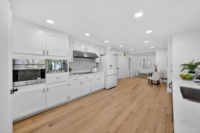 3411 Shady Spring Lane, Mountain View, CA 94040