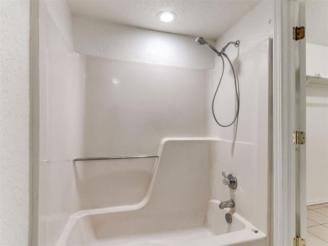 2808 Shoreridge Avenue 2810, Norman, OK 73072