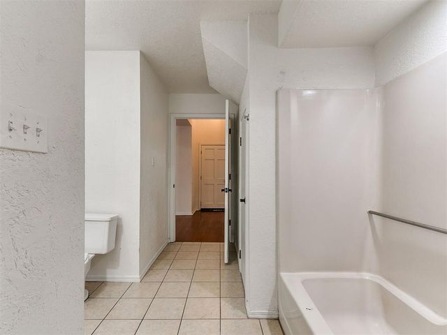 2808 Shoreridge Avenue 2810, Norman, OK 73072