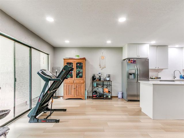 2808 Shoreridge Avenue 2810, Norman, OK 73072