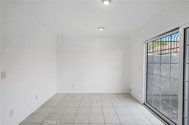 6855 Valley Circle 30, West Hills, CA 91307