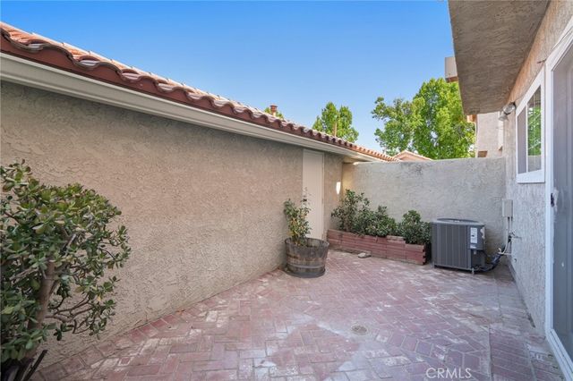 6855 Valley Circle 30, West Hills, CA 91307