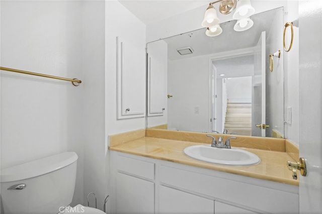 6855 Valley Circle 30, West Hills, CA 91307