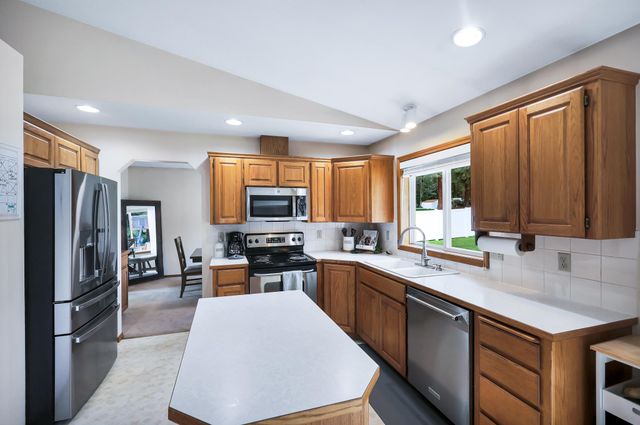 5115 E Lowe Rd, Mead, WA 99021