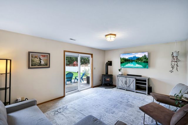 5115 E Lowe Rd, Mead, WA 99021