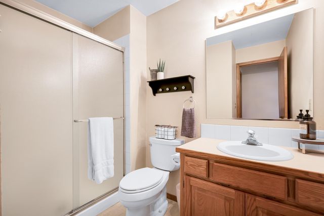 5115 E Lowe Rd, Mead, WA 99021