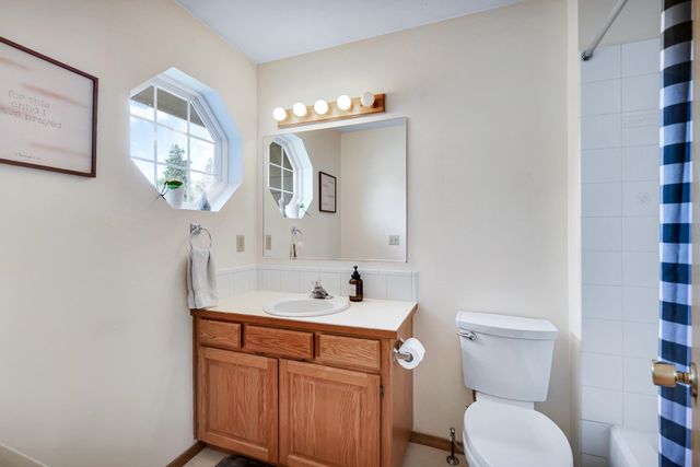5115 E Lowe Rd, Mead, WA 99021
