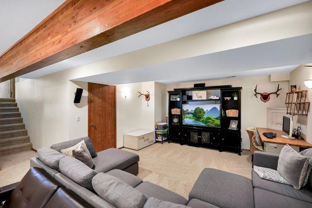 5115 E Lowe Rd, Mead, WA 99021