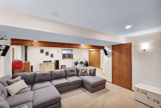 5115 E Lowe Rd, Mead, WA 99021