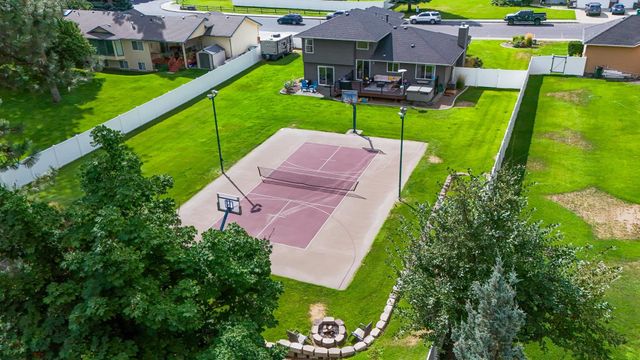 5115 E Lowe Rd, Mead, WA 99021
