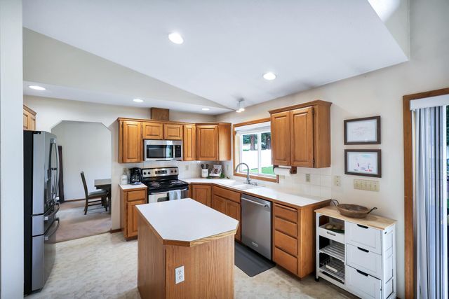5115 E Lowe Rd, Mead, WA 99021