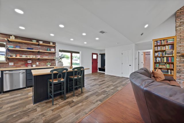 3328 English Creek Court, Azle, TX 76020