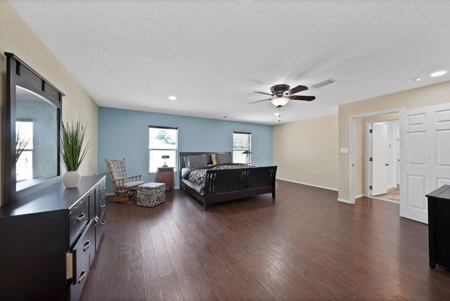 3328 English Creek Court, Azle, TX 76020