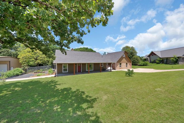 3328 English Creek Court, Azle, TX 76020