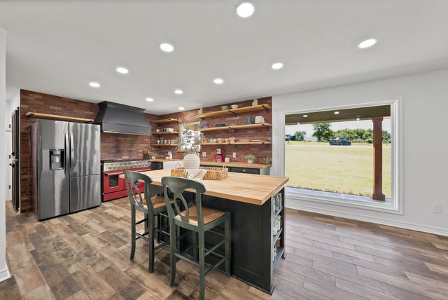 3328 English Creek Court, Azle, TX 76020
