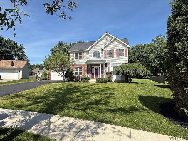 193 Meadow Spring Lane, Amherst, NY 14051