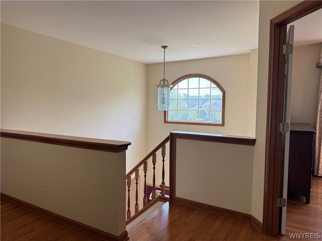 193 Meadow Spring Lane, Amherst, NY 14051