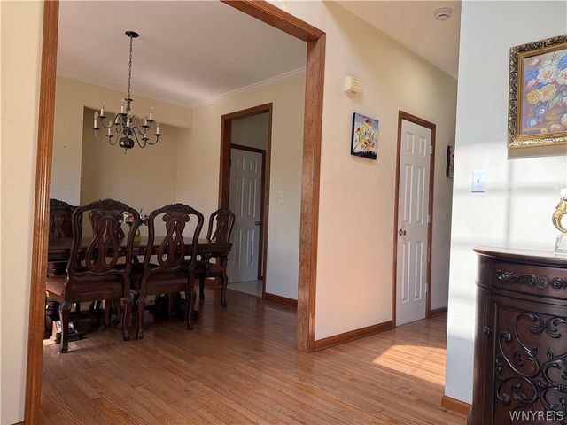 193 Meadow Spring Lane, Amherst, NY 14051