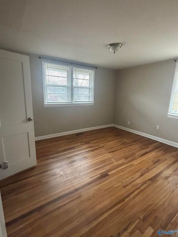 2204 Bide A Wee Drive, Huntsville, AL 35801