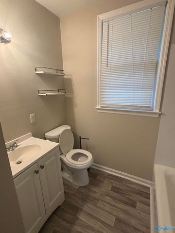 2204 Bide A Wee Drive, Huntsville, AL 35801