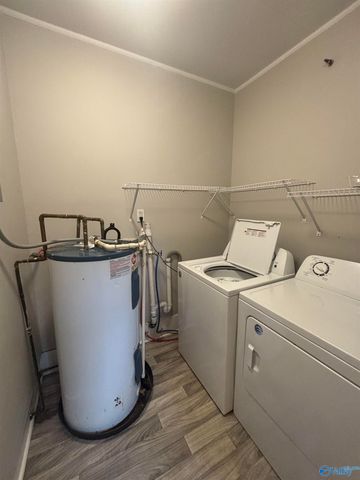 2204 Bide A Wee Drive, Huntsville, AL 35801