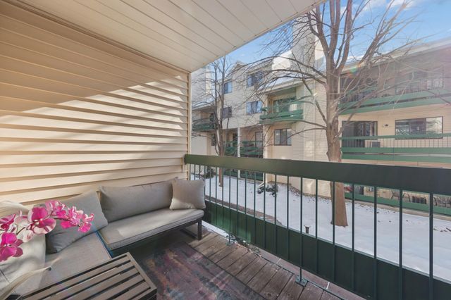 7606 York Avenue S 7208, Edina, MN 55435