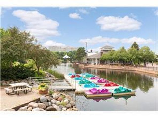 7606 York Avenue S 7208, Edina, MN 55435