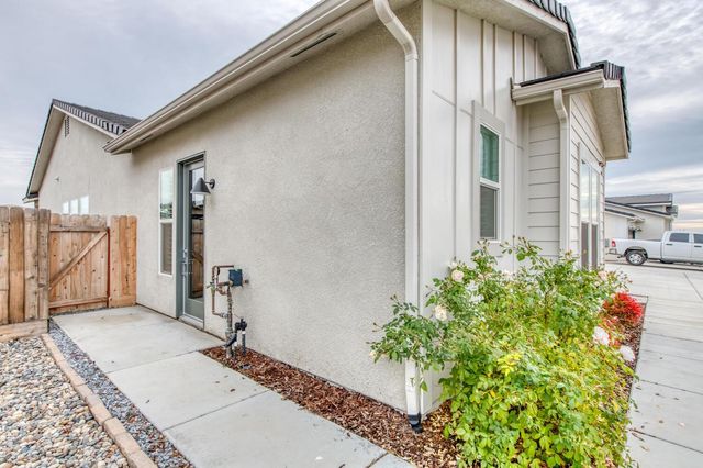 20092 Genteel Drive, Friant, CA 93626