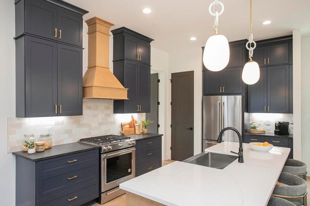 1310 Lillian St, Nashville, TN 37206