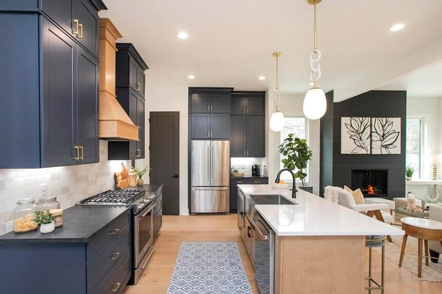 1310 Lillian St, Nashville, TN 37206