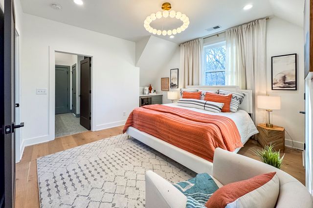 1310 Lillian St, Nashville, TN 37206