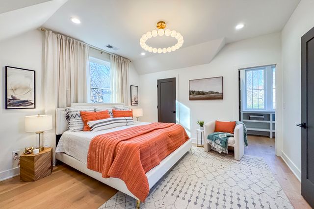 1310 Lillian St, Nashville, TN 37206