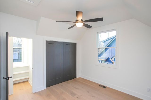 1310 Lillian St, Nashville, TN 37206