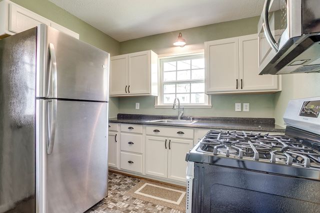 4308 Curzon Avenue, Fort Worth, TX 76107