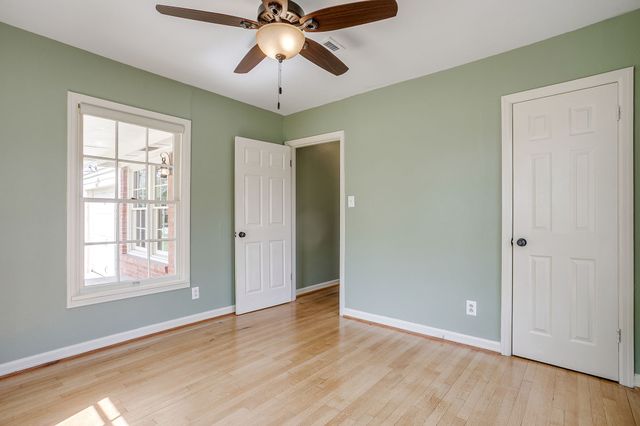 4308 Curzon Avenue, Fort Worth, TX 76107