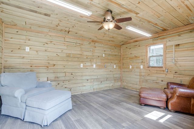 4308 Curzon Avenue, Fort Worth, TX 76107