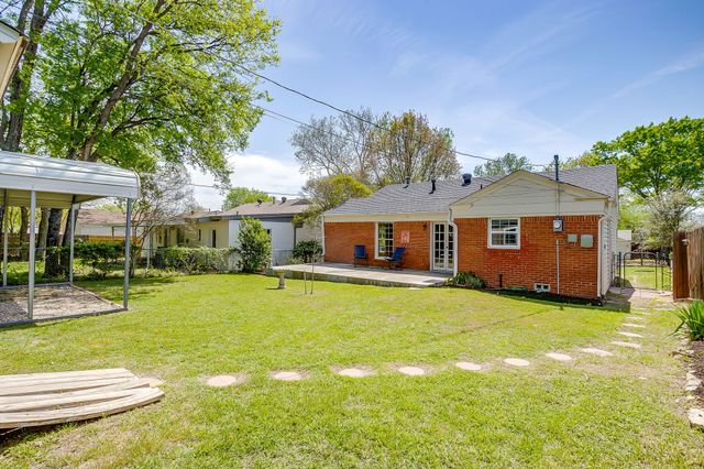 4308 Curzon Avenue, Fort Worth, TX 76107