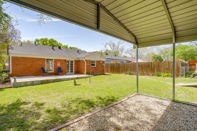 4308 Curzon Avenue, Fort Worth, TX 76107