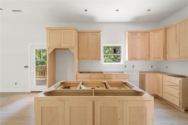 5 Ashburton Lane, Bella Vista, AR 72715