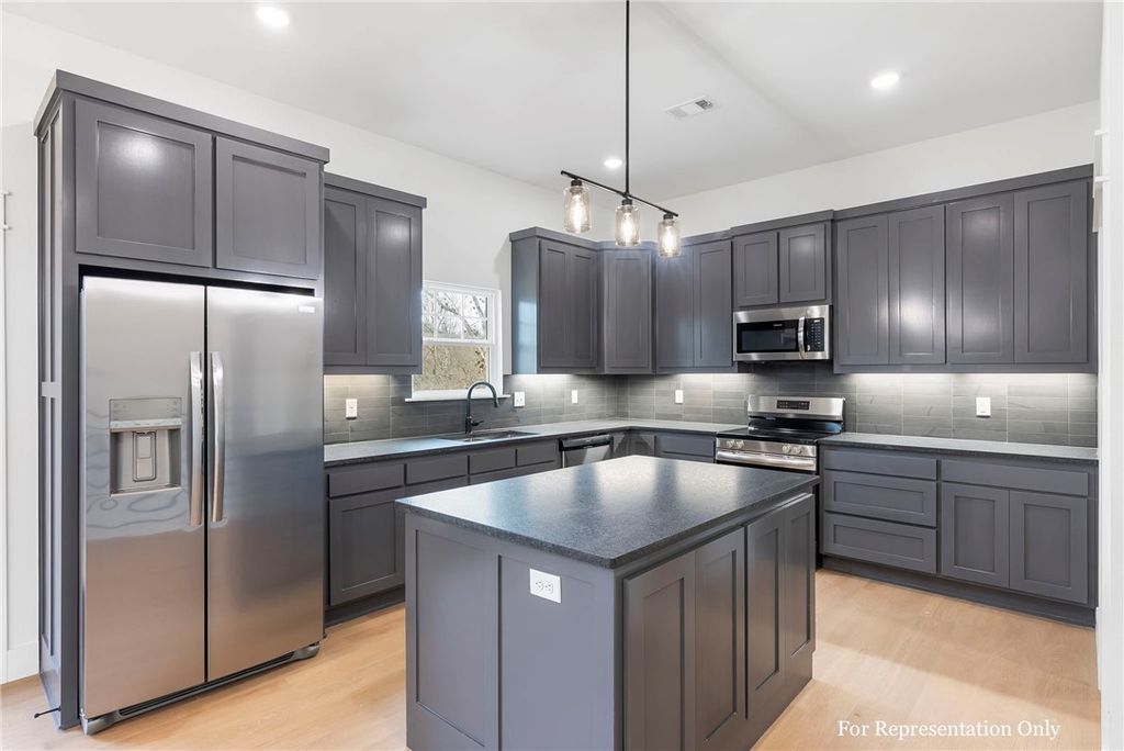 5 Ashburton Lane, Bella Vista, AR 72715