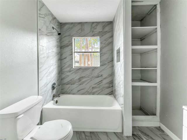 306 Armstrong Street, Houston, TX 77029