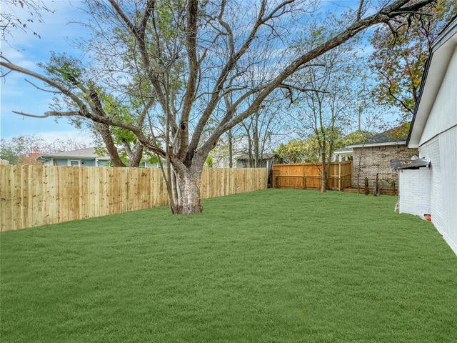 306 Armstrong Street, Houston, TX 77029